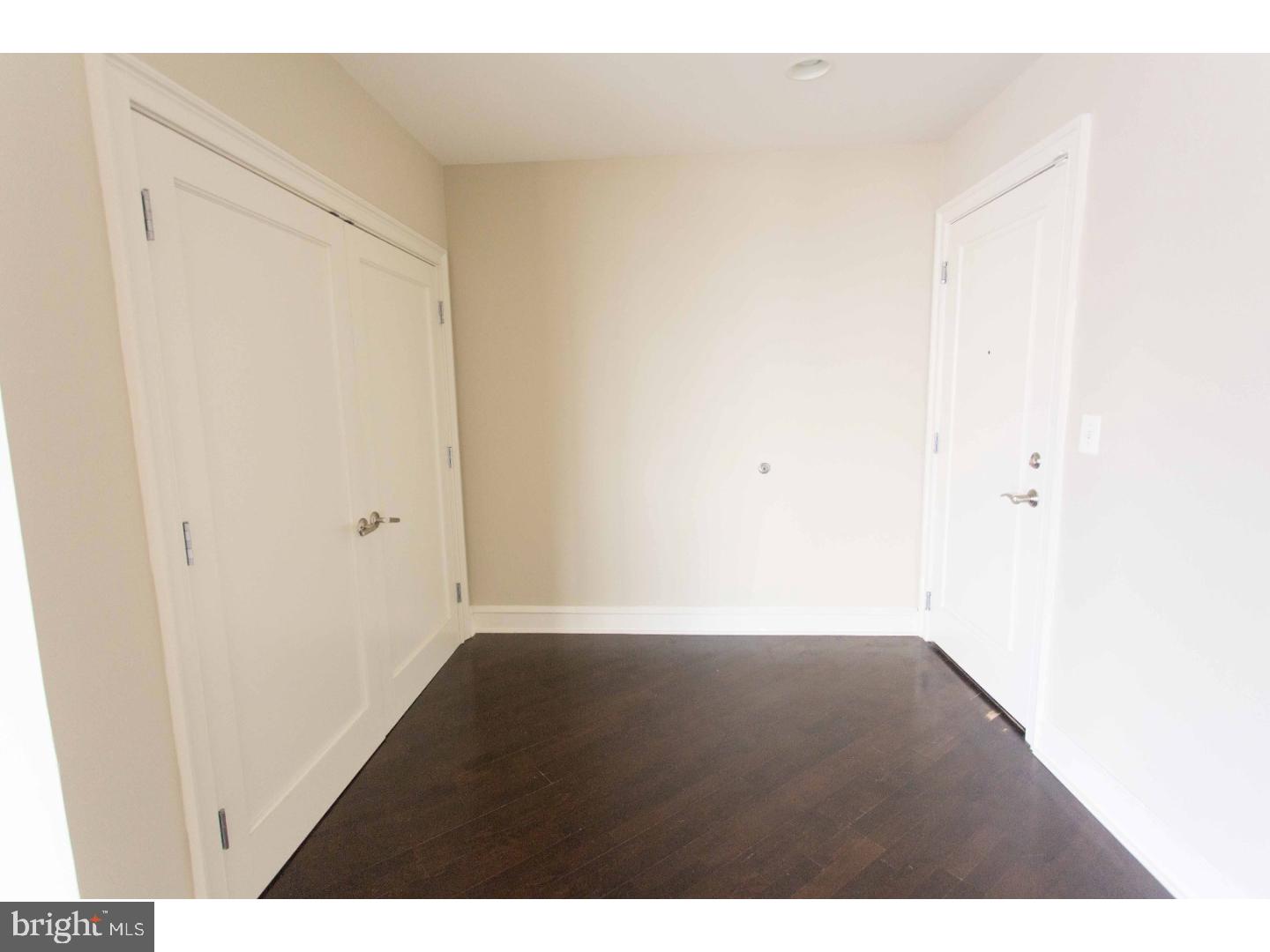 201 North 8th Street, Unit 809 Philadelphia, PA 19106 - Photo 16 of 24 a view of an empty room