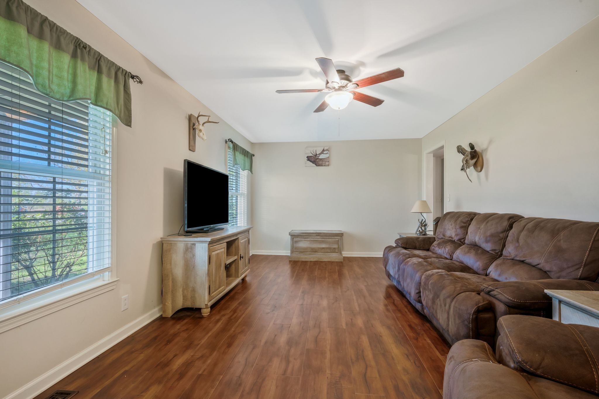 1175 Batson Mill Road Charlotte, TN 37036 - Photo 7 of 35 Gallery Image 7