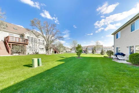 $319,900 | 1205 Prairie View Parkway, Cary, IL 60013