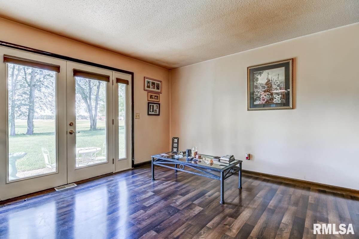 63 Ramblewood Road Chatham, IL 62629 - Photo 11 of 32 Gallery Image 11