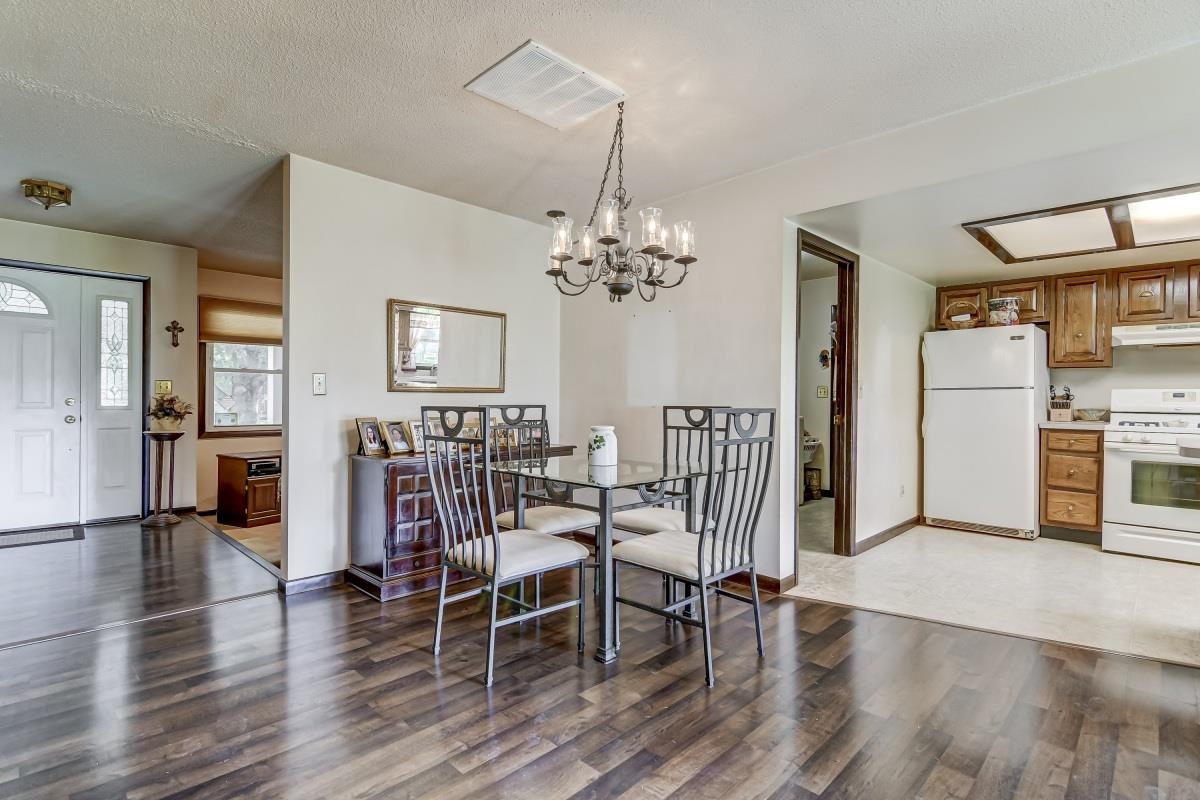 63 Ramblewood Road Chatham, IL 62629 - Photo 12 of 32 Gallery Image 12