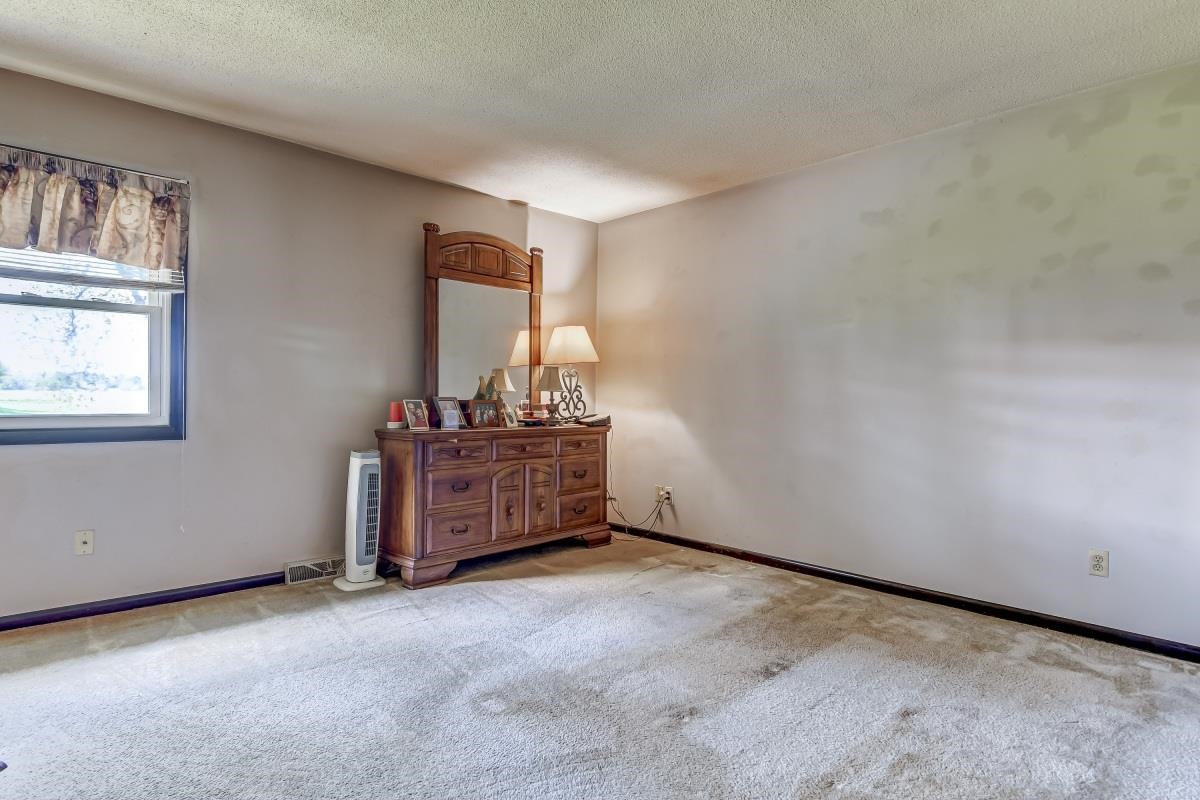63 Ramblewood Road Chatham, IL 62629 - Photo 16 of 32 Gallery Image 16