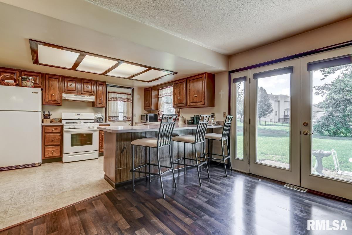 63 Ramblewood Road Chatham, IL 62629 - Photo 10 of 32 Gallery Image 10