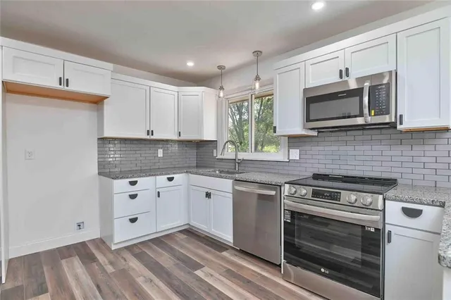 $269,500 | 11620 Manchester Avenue, Kansas City, MO 64134