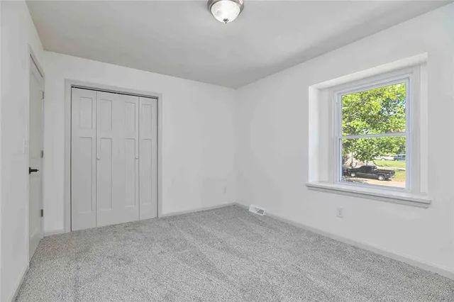 $269,500 | 11620 Manchester Avenue, Kansas City, MO 64134