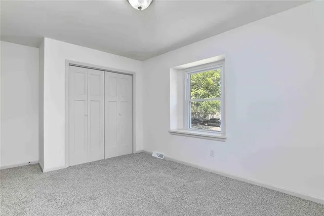 $269,500 | 11620 Manchester Avenue, Kansas City, MO 64134