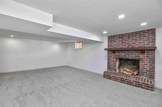 $269,500 | 11620 Manchester Avenue, Kansas City, MO 64134