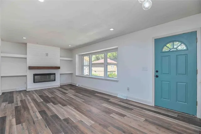 $269,500 | 11620 Manchester Avenue, Kansas City, MO 64134