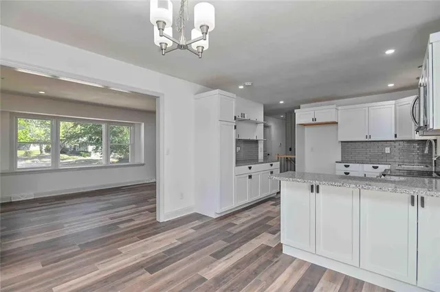 $269,500 | 11620 Manchester Avenue, Kansas City, MO 64134