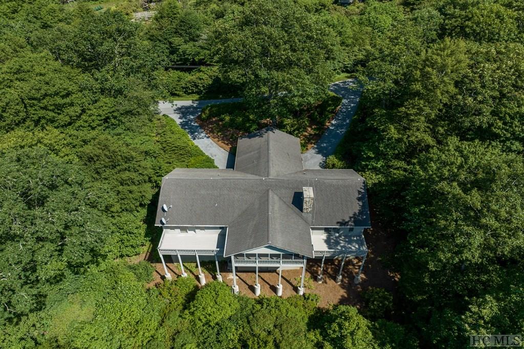 291 Hill Road Highlands, NC 28741 - Photo 29 of 31 Gallery Image 29
