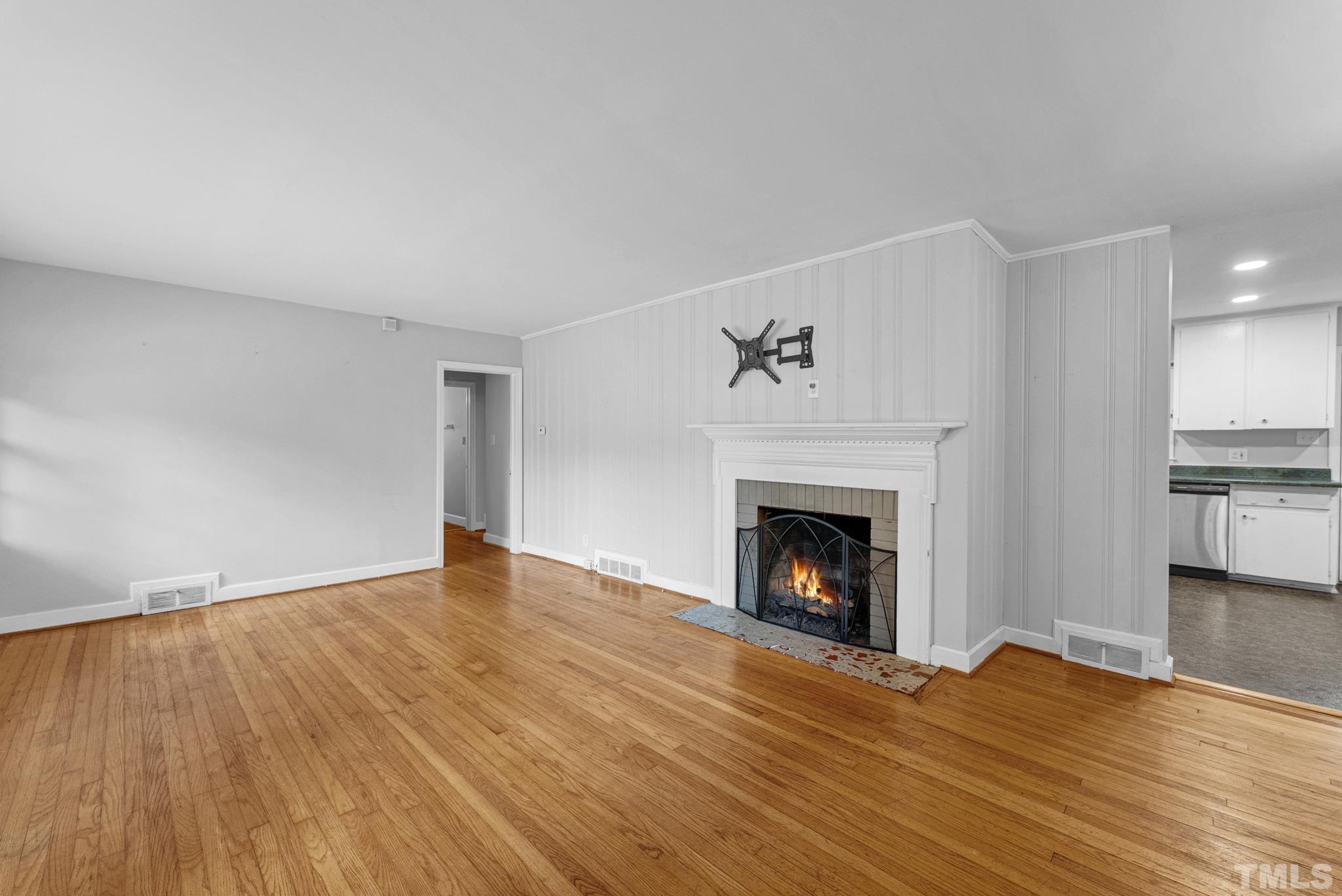 1908 White Oak Road Raleigh, NC 27608 - Photo 3 of 25