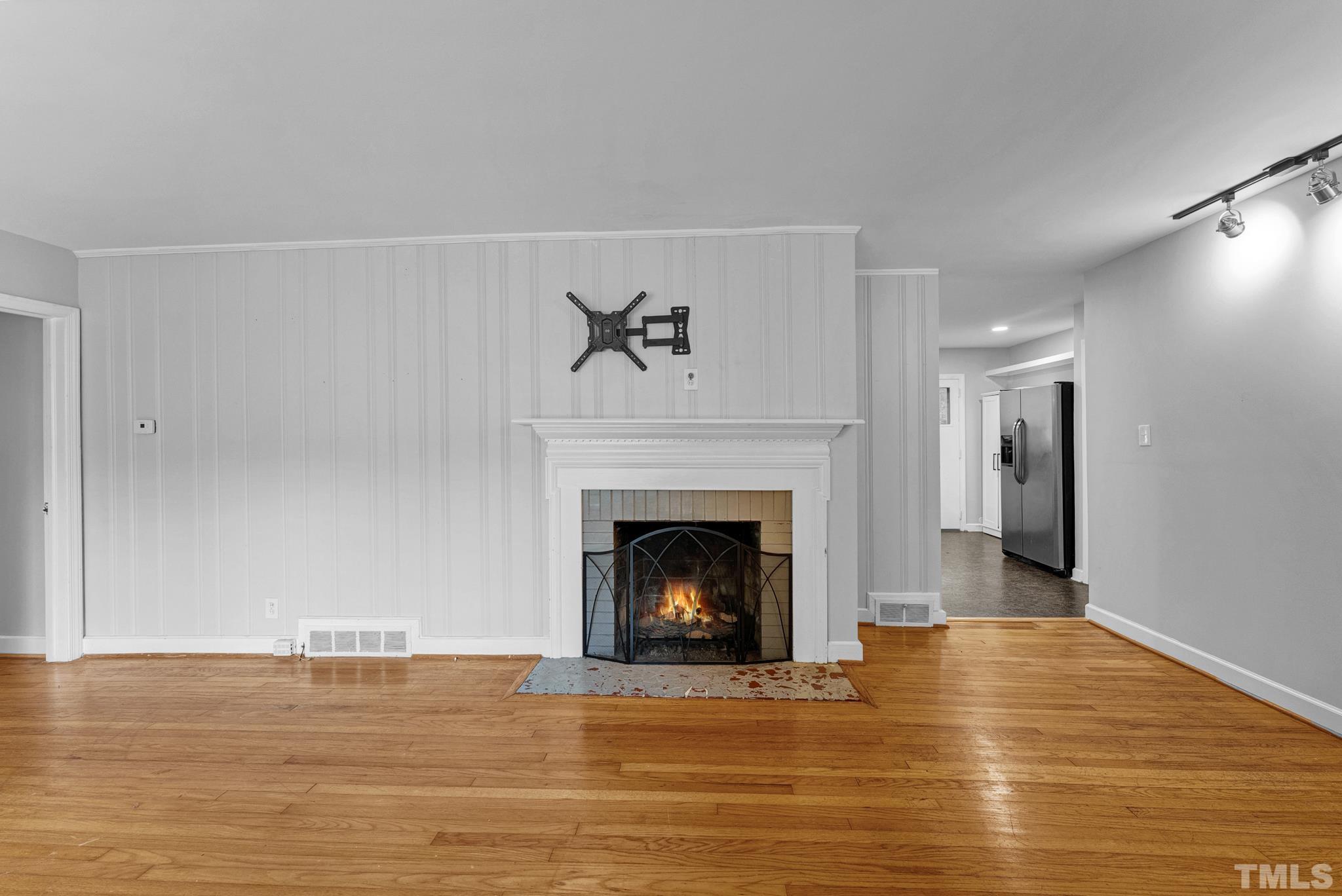 1908 White Oak Road Raleigh, NC 27608 - Photo 4 of 25