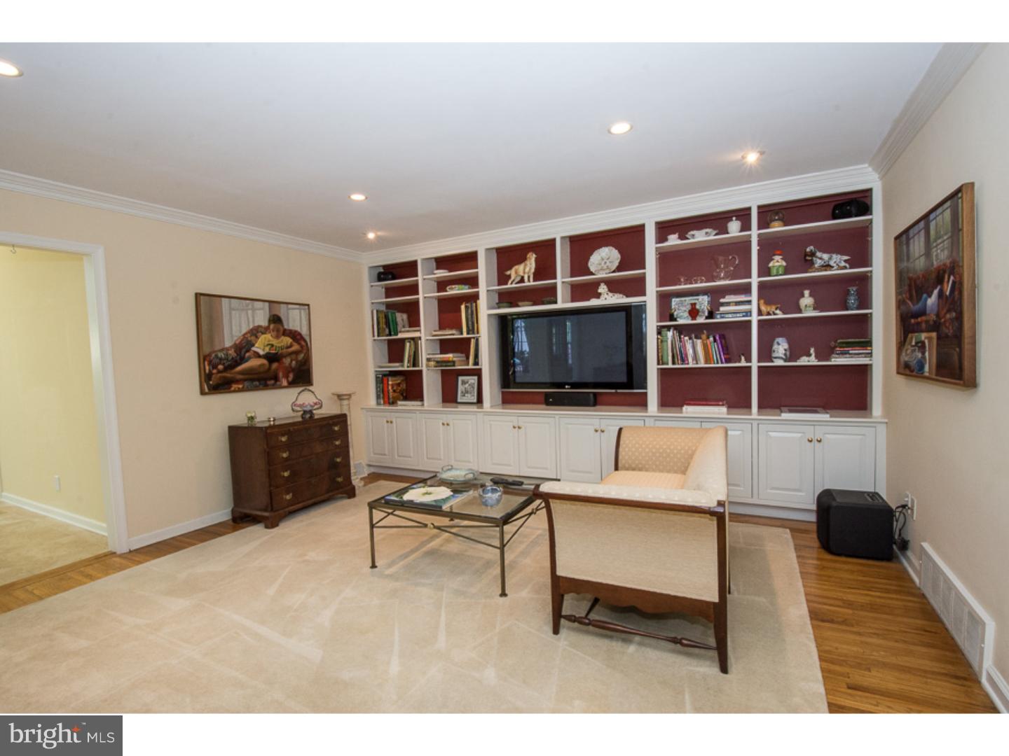 370 Strathmore Road Bryn Mawr, PA 19010 - Photo 8 of 25 Living Room