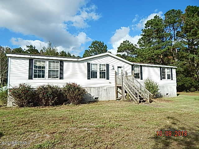 228 Laurel Road Beaufort, NC 28516 - Photo 1 of 5 Front