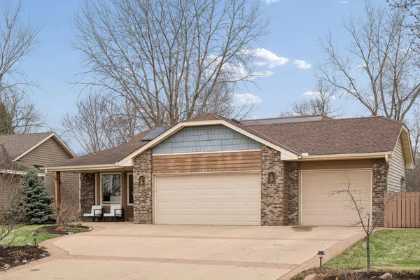 $439,900 | 1063 Aspen Lane, Lino Lakes, MN 55014