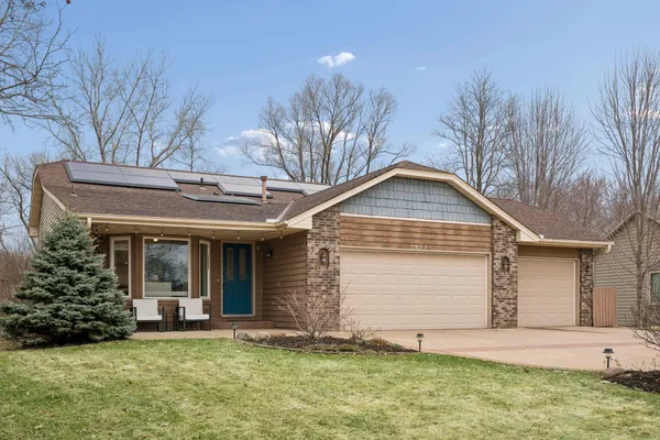 $439,900 | 1063 Aspen Lane, Lino Lakes, MN 55014