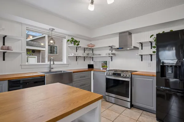 $439,900 | 1063 Aspen Lane, Lino Lakes, MN 55014