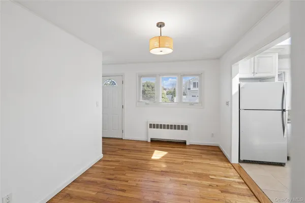 $4,500 | 31 Evelyn Lane, Syosset, NY 11791