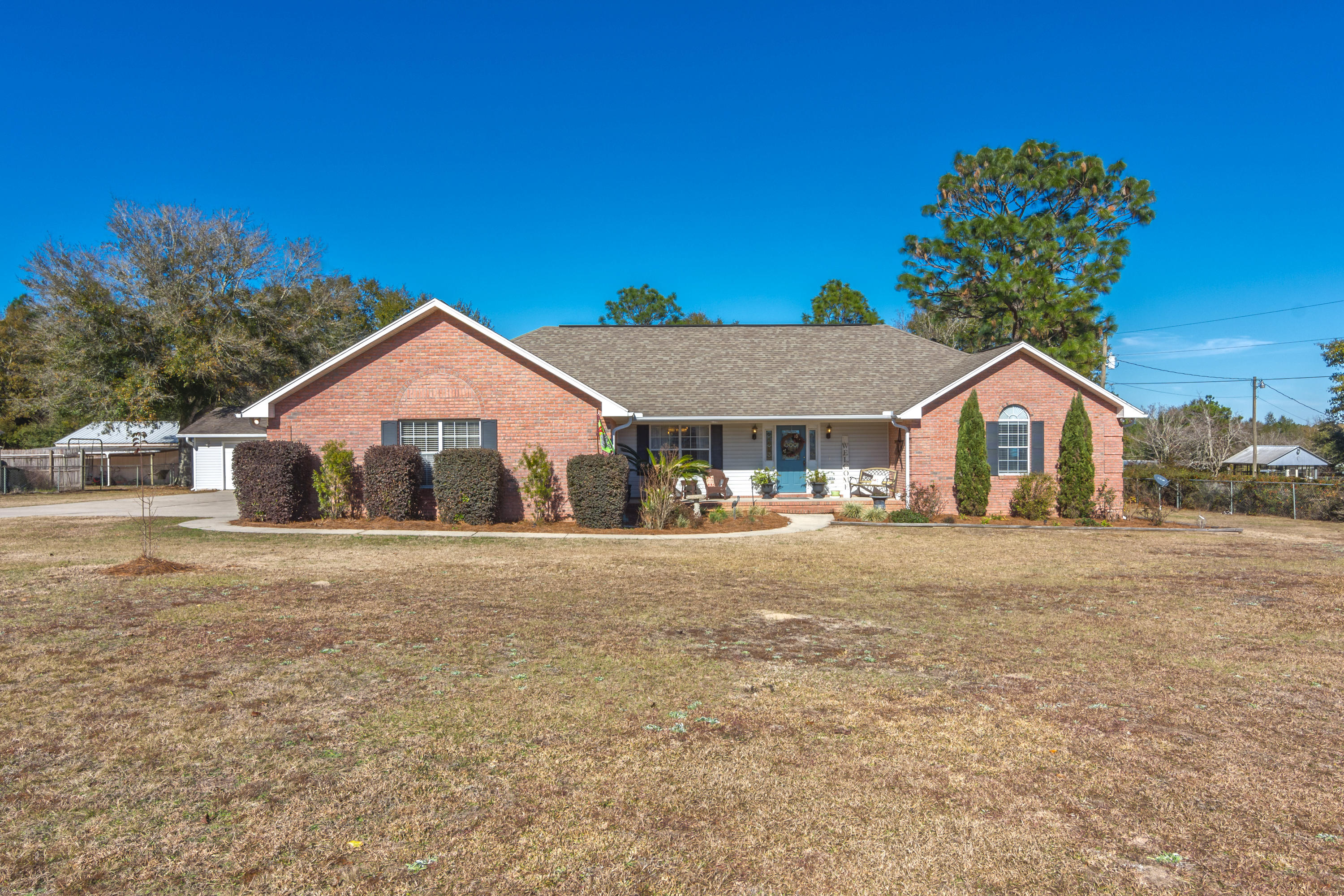 3171 Airport Road Crestview, FL 32539 - Photo 2 of 44