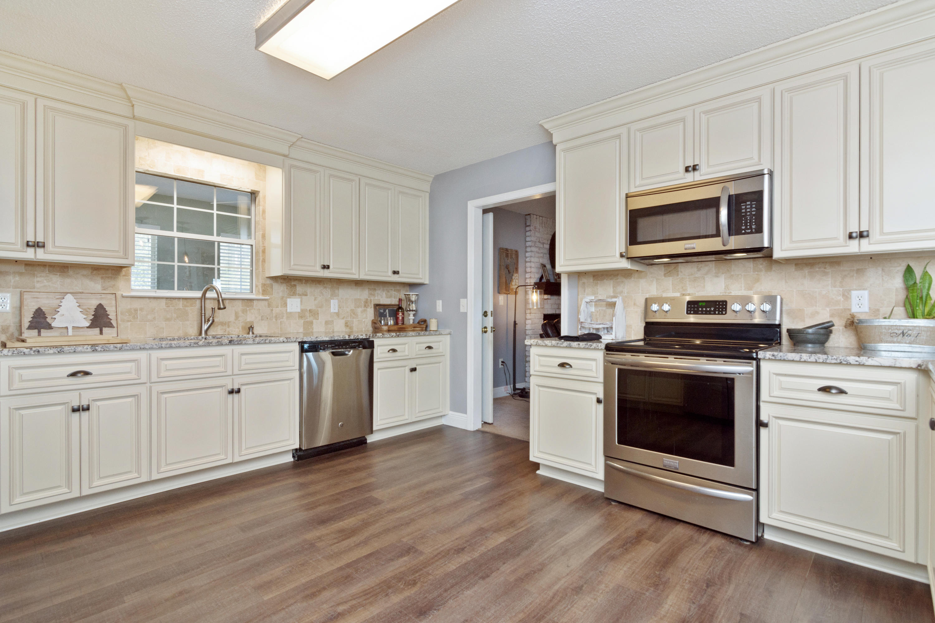 3171 Airport Road Crestview, FL 32539 - Photo 21 of 44