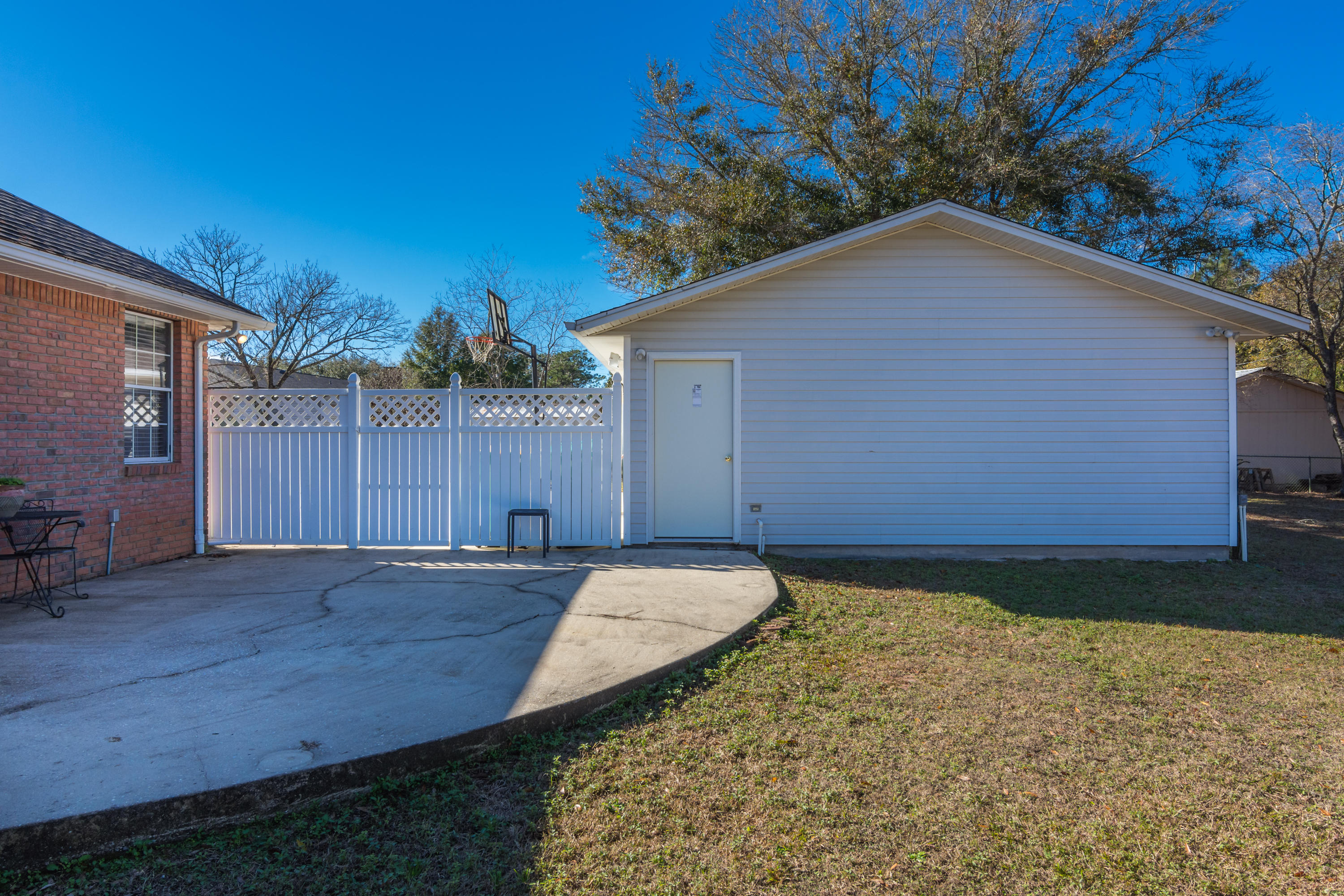 3171 Airport Road Crestview, FL 32539 - Photo 7 of 44