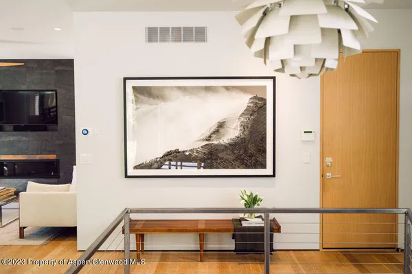 $5,000 | 1006 East Cooper Avenue, Aspen, CO 81611