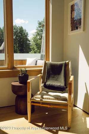 $5,000 | 1006 East Cooper Avenue, Aspen, CO 81611