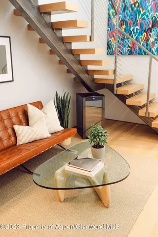 $6,000 | 1006 East Cooper Avenue, Aspen, CO 81611