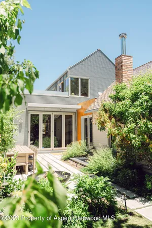 $5,000 | 1006 East Cooper Avenue, Aspen, CO 81611