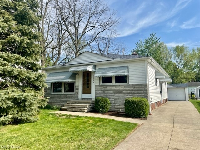 9503 Snow Road Cleveland, OH 44130 - Photo 1 of 14