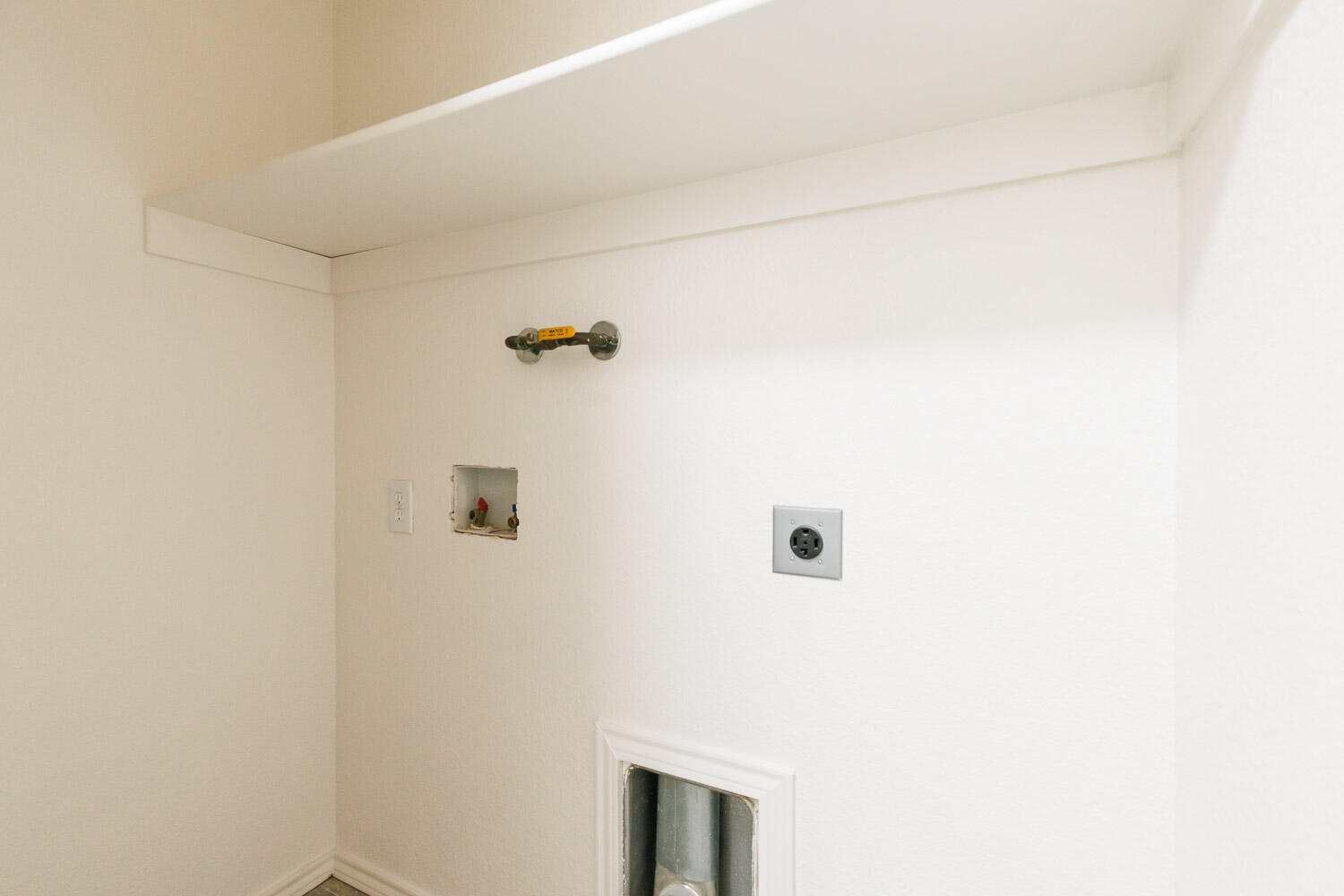 8702 10th Place Lubbock, TX 79416 - Photo 24 of 47 8702 10th Pl-38