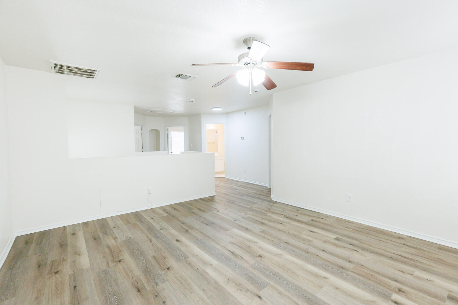 8702 10th Place Lubbock, TX 79416 - Photo 26 of 47 8702 10th Pl-44