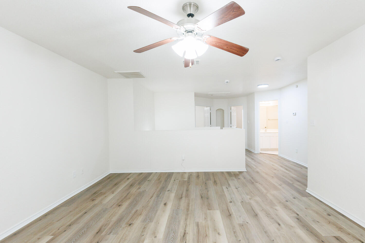 8702 10th Place Lubbock, TX 79416 - Photo 27 of 47 8702 10th Pl-45