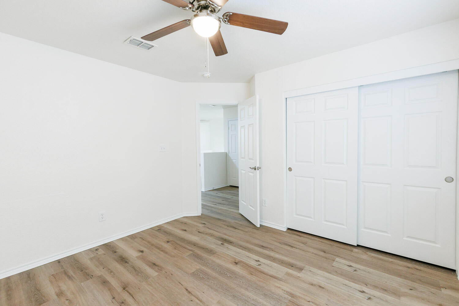 8702 10th Place Lubbock, TX 79416 - Photo 41 of 47 8702 10th Pl-60