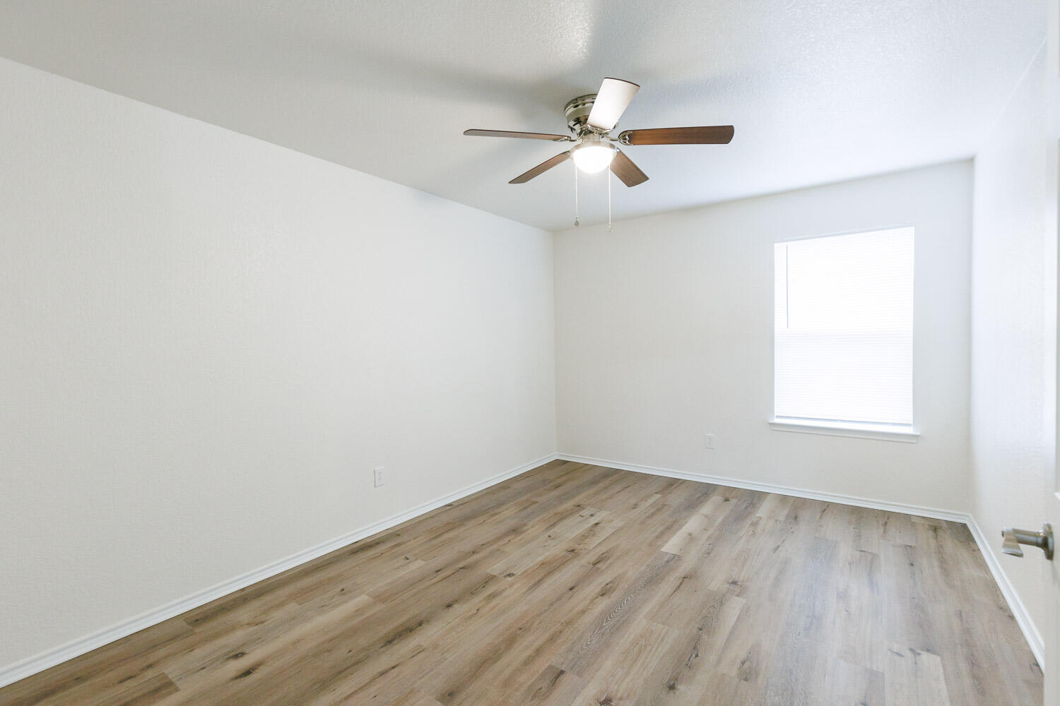 8702 10th Place Lubbock, TX 79416 - Photo 47 of 47 8702 10th Pl-69