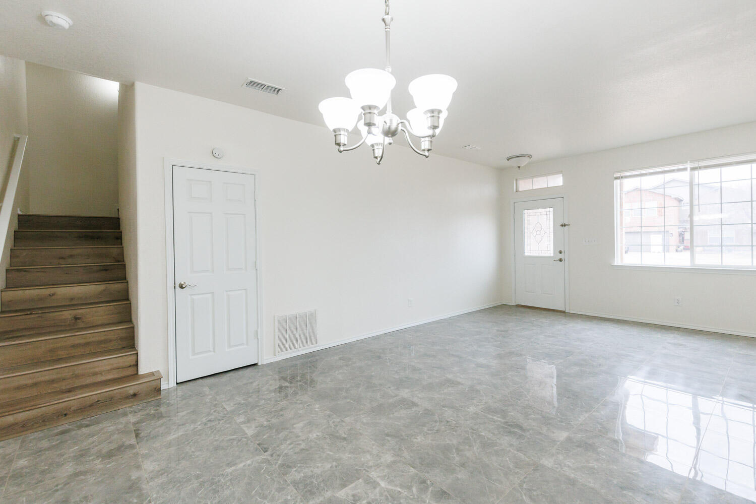 8702 10th Place Lubbock, TX 79416 - Photo 7 of 47 8702 10th Pl-8