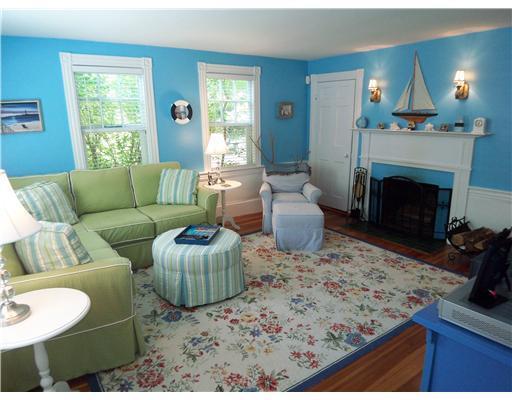 491 Shore Road Ogunquit, ME 03907 - Photo 5 of 11 Living Room.