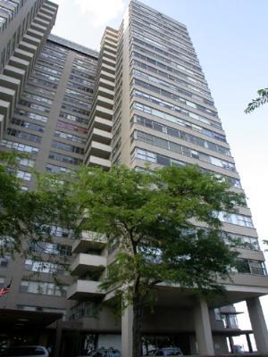 6301 North Sheridan Road, Unit 11B Chicago, IL 60660 - Photo 1 of 7 a front view of a building