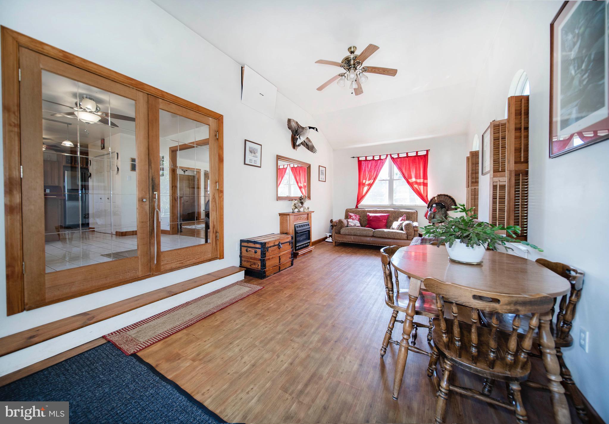 33130 Maryland Line Road Massey, MD 21650 - Photo 29 of 53 SUNROOM
