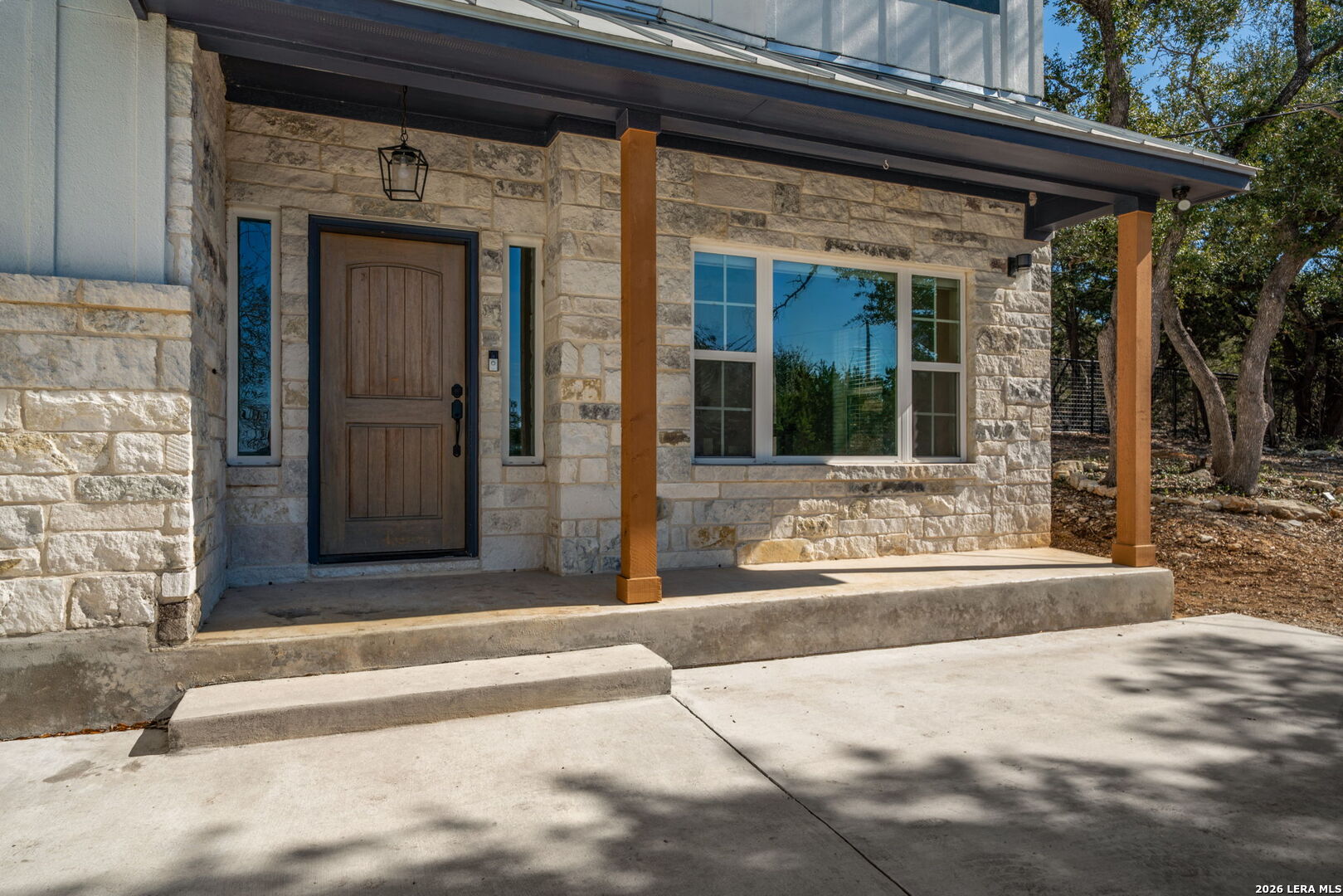 616 Crossman Fischer, TX 78623 - Photo 4 of 48 a view of entrance