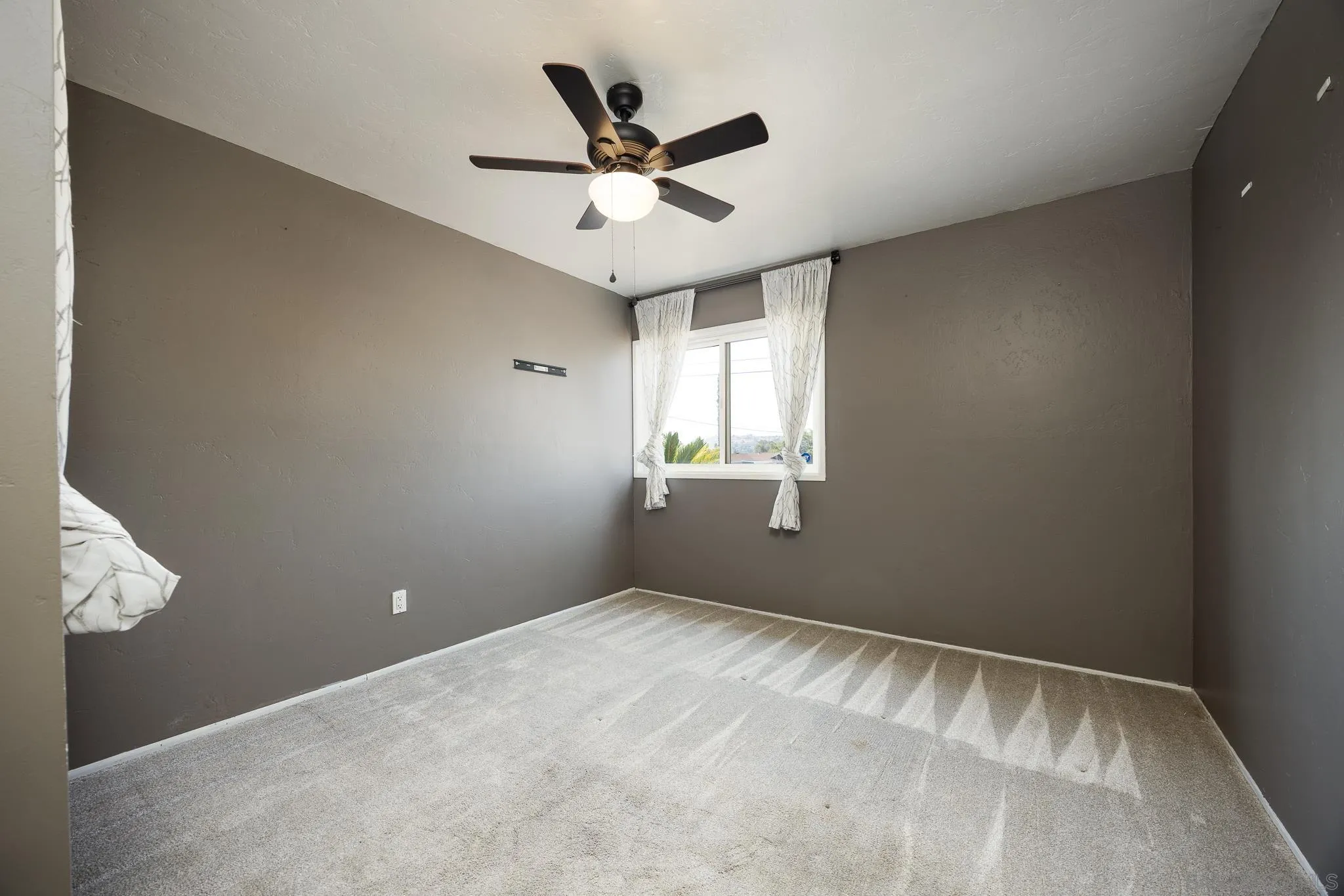 9276 Ruffin Road Santee, CA 92071 - Photo 23 of 40 a view of an empty room