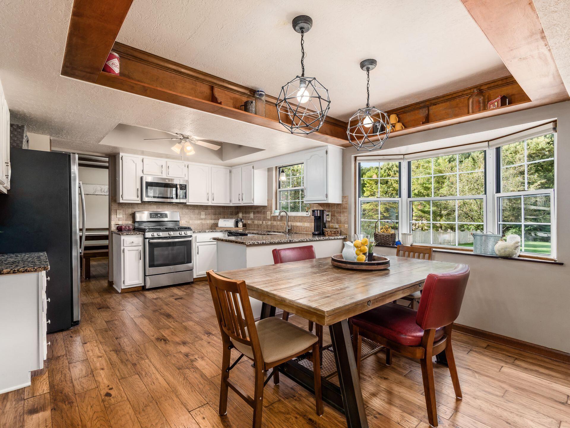 122 Ravine Road Powell, OH 43065 - Photo 14 of 42 Casual Dining