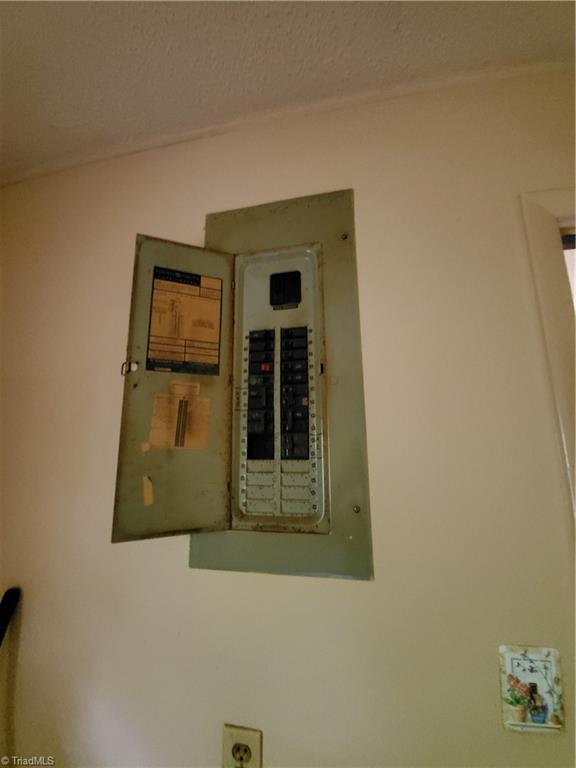 155 McCarn Road Lexington, NC 27292 - Photo 13 of 17