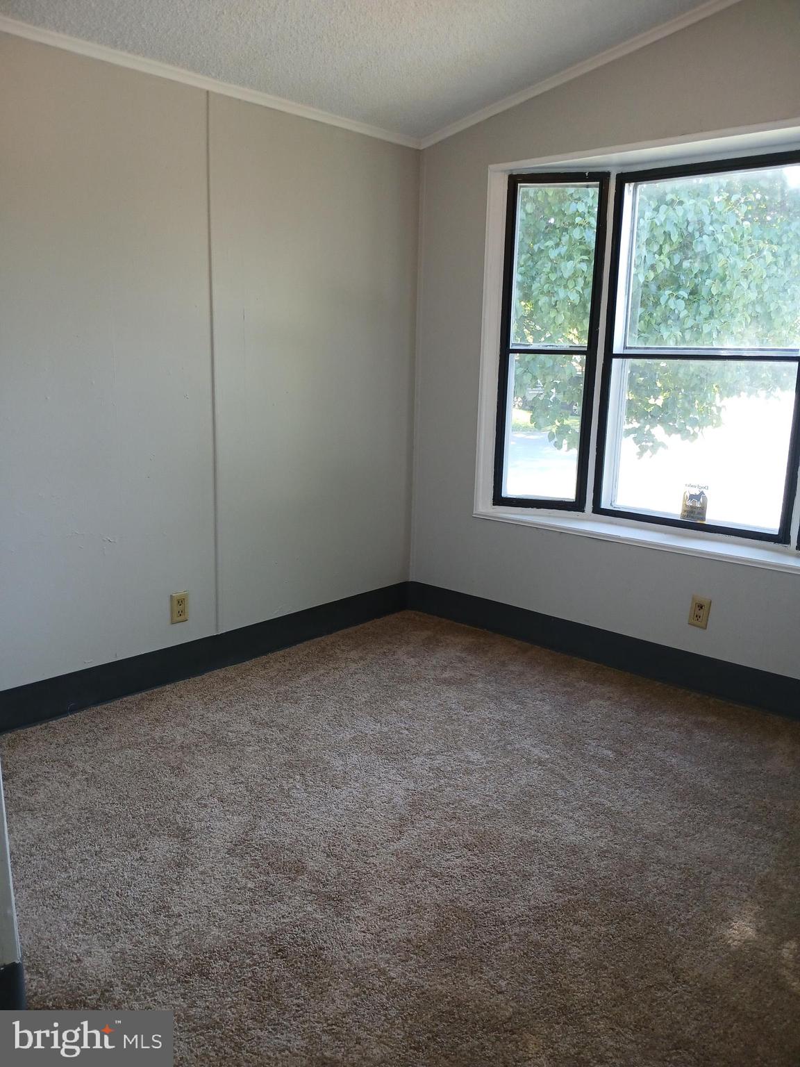 114 Roundup Road Middle River, MD 21220 - Photo 5 of 22