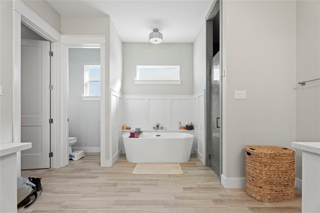 2041 Carrie Court Weatherford, TX 76088 - Photo 16 of 36 a view of an empty room