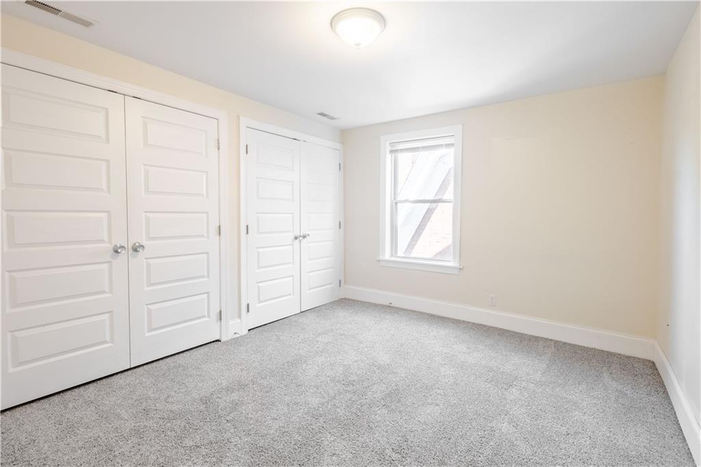 5810 Rippey Street Pittsburgh, PA 15206 - Photo 10 of 17 Gallery Image 10