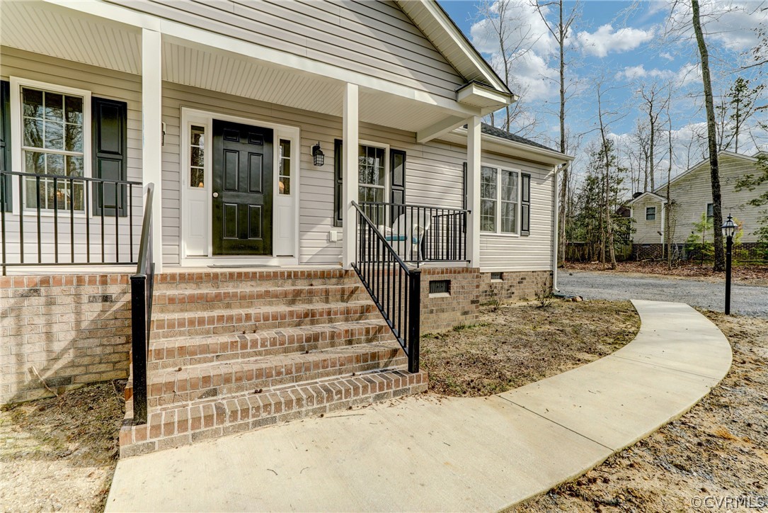 209 Pine Ridge Road Aylett, VA 23009 - Photo 4 of 36 Gallery Image 4