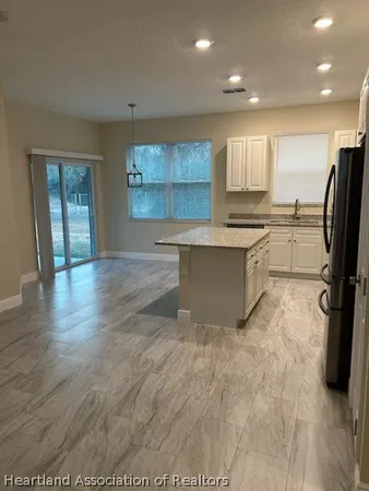 $1,900 | 5815 Twisted Oaks Drive, Sebring, FL 33876