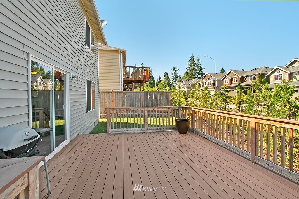 18933 4th Avenue Southeast Bothell, WA 98012 - Photo 18 of 19 Gallery Image 18
