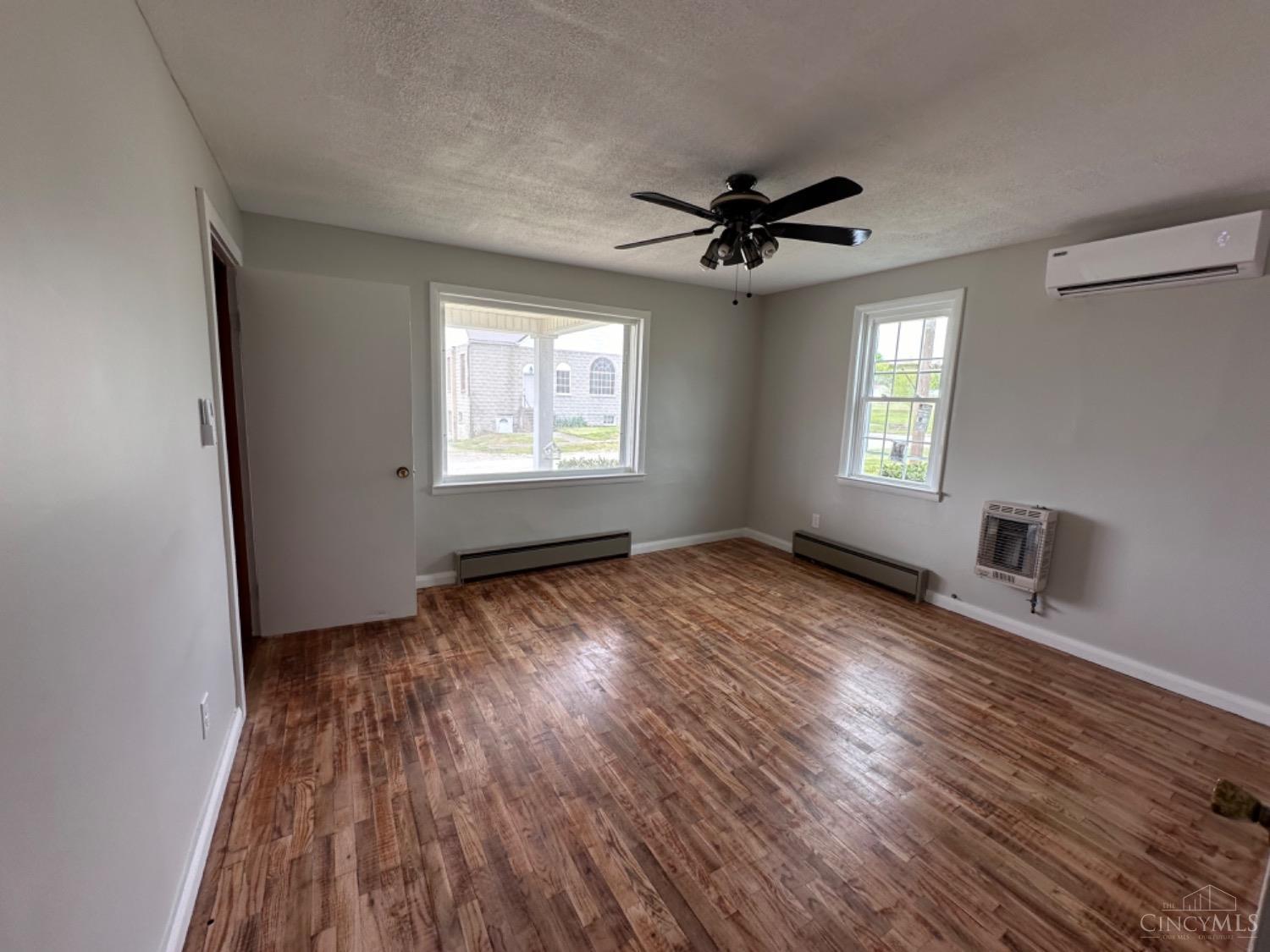 9 Sugar Street Sinking Spring, OH 45172 - Photo 5 of 35